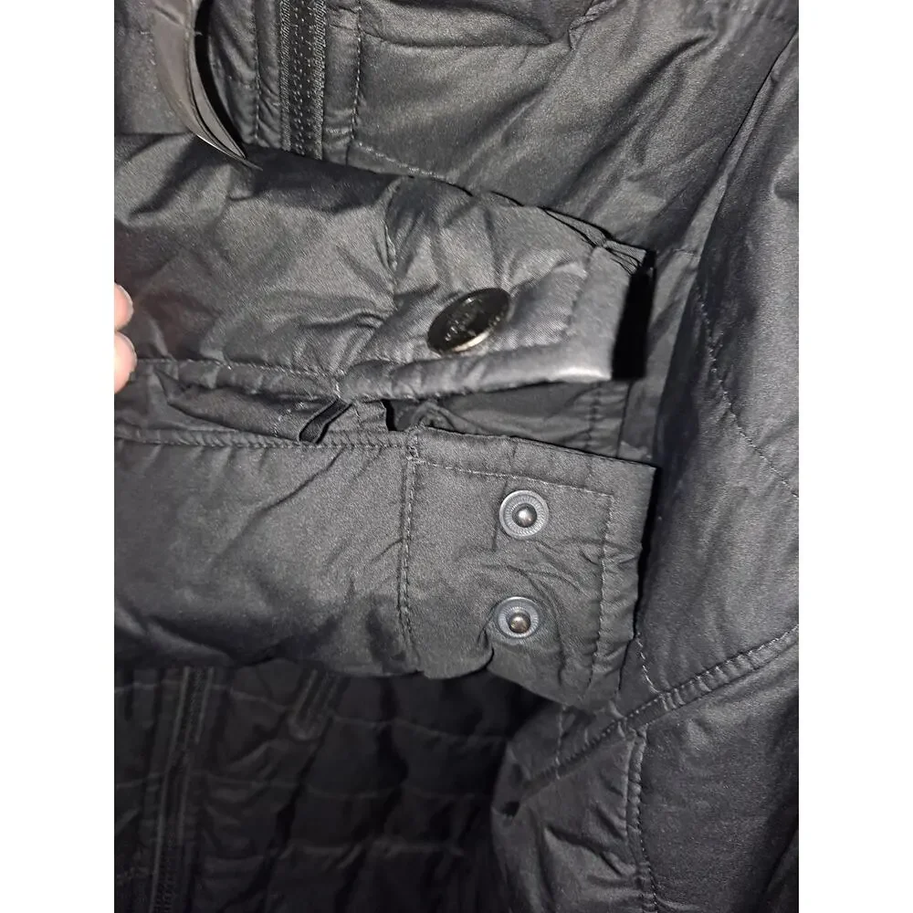The North Face Black Quilted Jacket Size Small‎